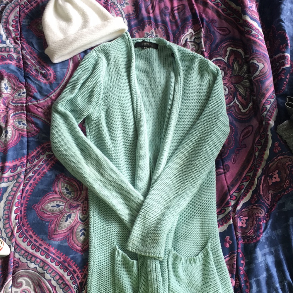 Blue/Teal cardigan 🌸